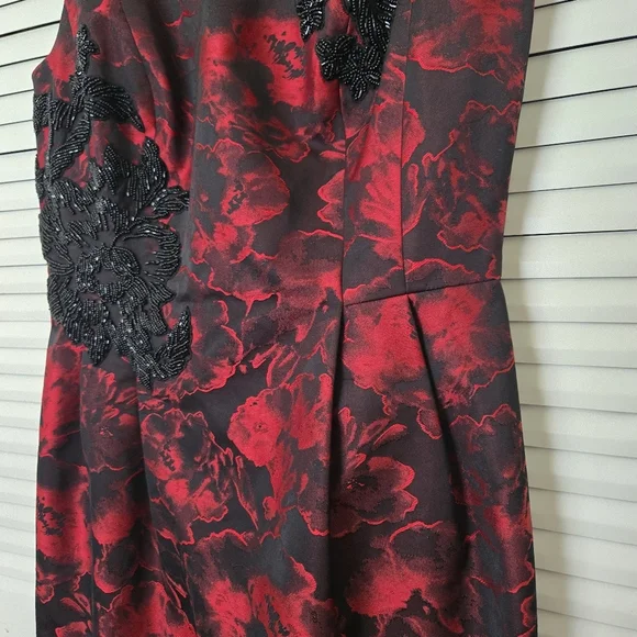 Carmen Marc Valvo Beaded Floral Dress Size 8 - Picture 4 of 13